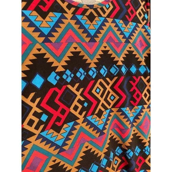 Lularoe Bold Patterned Tunic Top Size Large - Picture 2 of 4